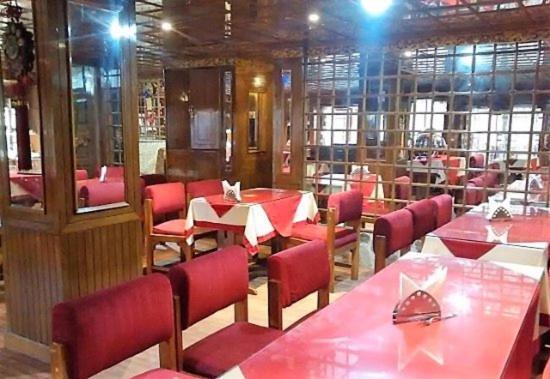 Hotel Valentino Дарджилинг Экстерьер фото